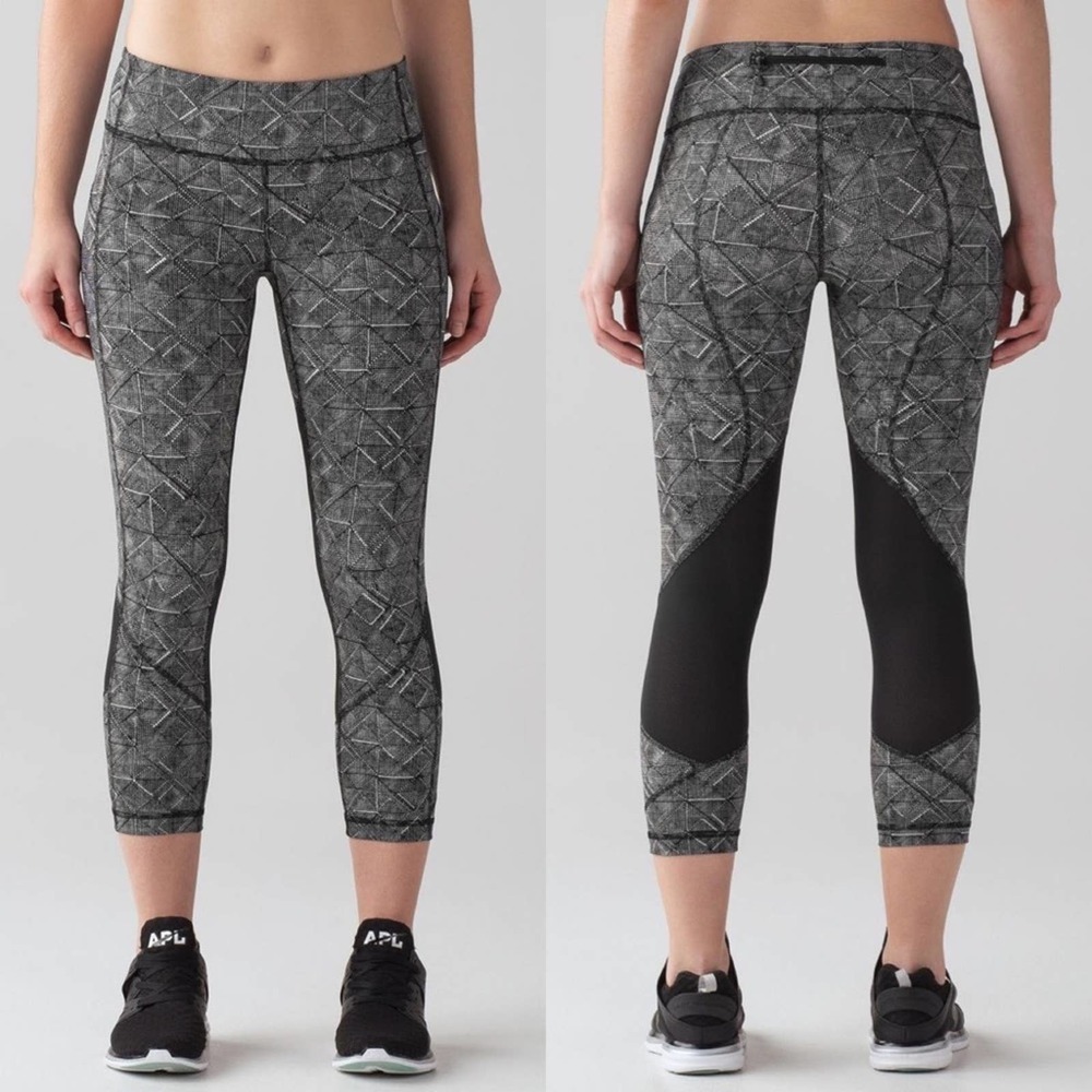 LULULEMON Pace Rival Crop (22") Formation Alpine White Black Luxtreme